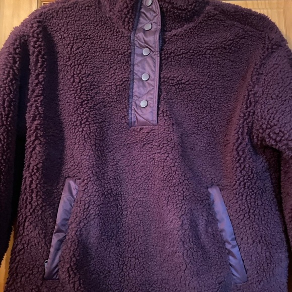 NWOT Athleta Cozy Sherpa size small spiced Cabernet - Picture 2 of 4